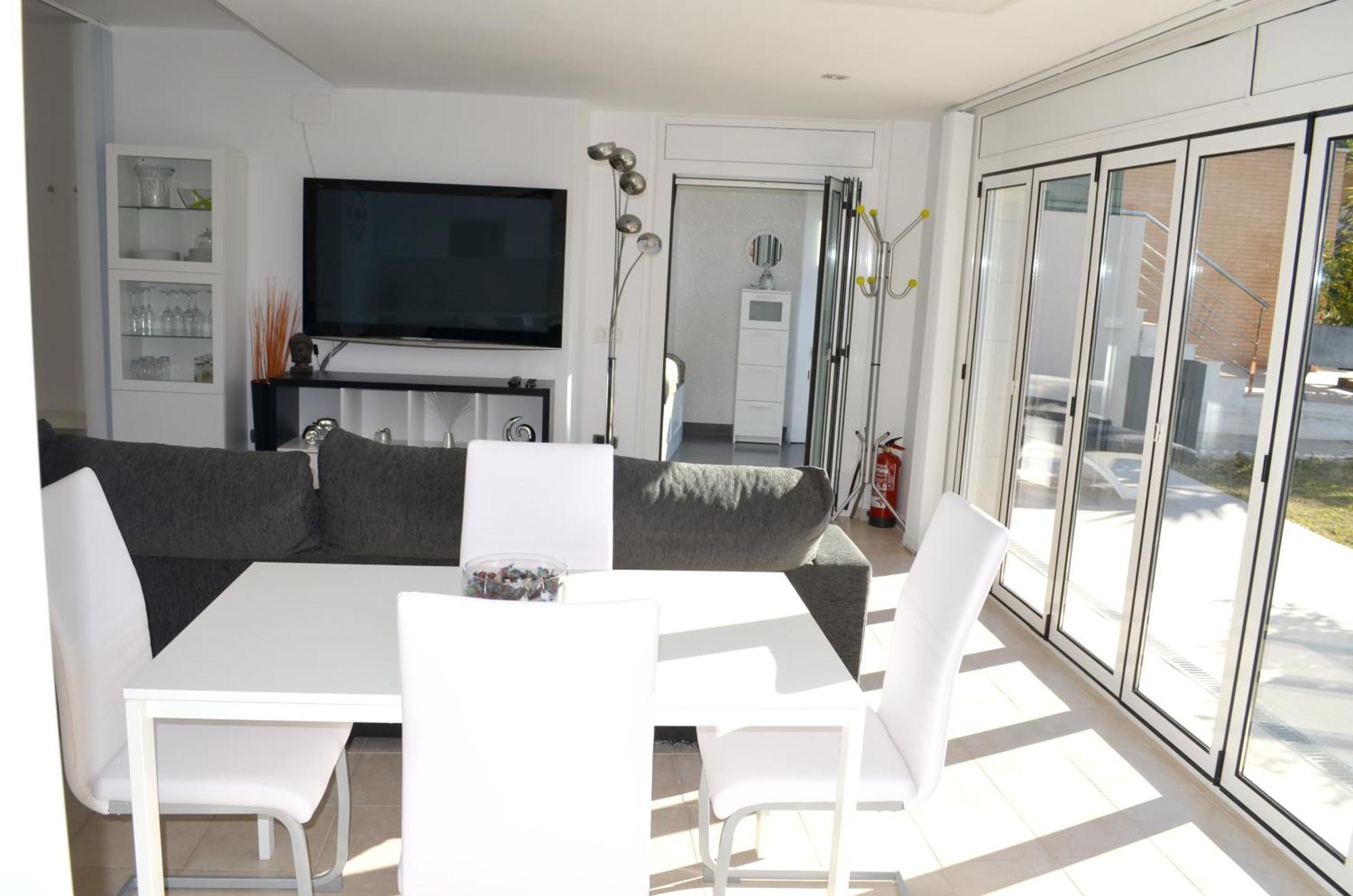 Apartamento Spacious In + Pool Tarragona