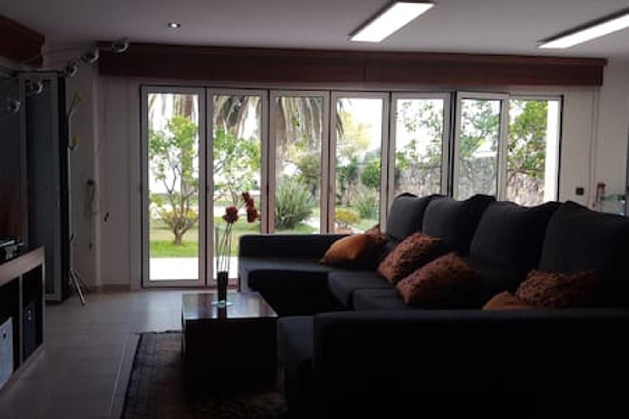 Spacious In + Pool Apartamento *
